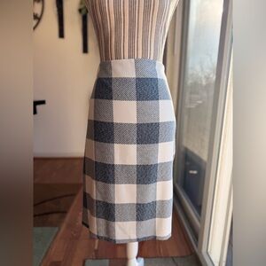 Banana Republic Navy and White Plaid Pencil Skirt NWT